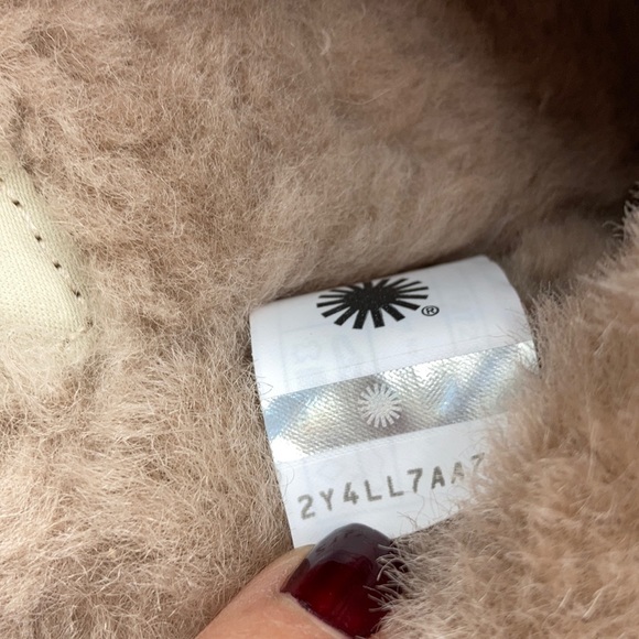 UGG Scufette Fawn Suede Sheepskin Slippers - Picture 6 of 8